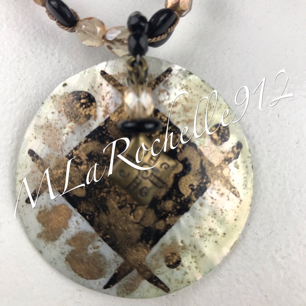 MLaRochelle Gold & Black Shell Pendant Necklace